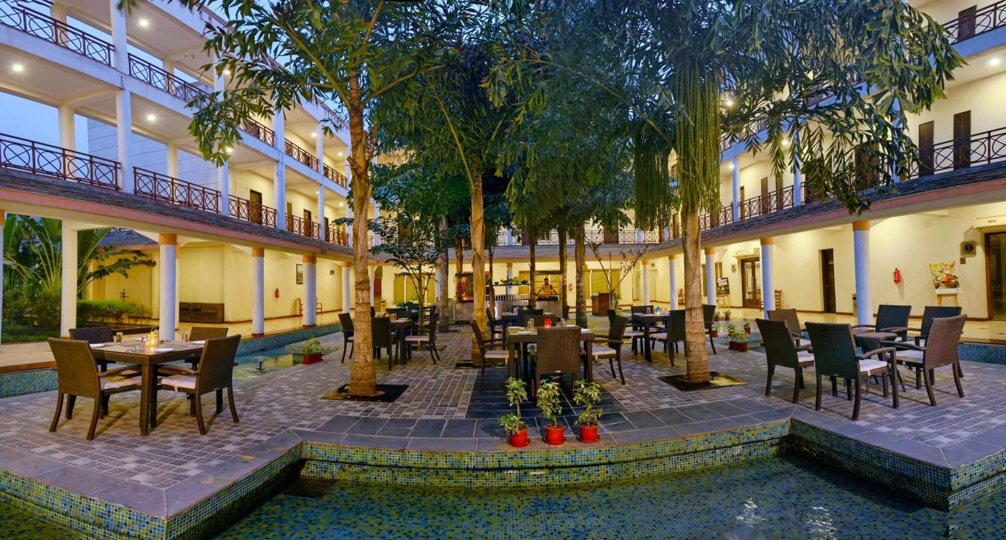 Treehouse Hotel Club & Spa Dharuhera Экстерьер фото