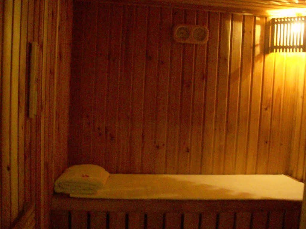 Treehouse Hotel Club & Spa Dharuhera Экстерьер фото
