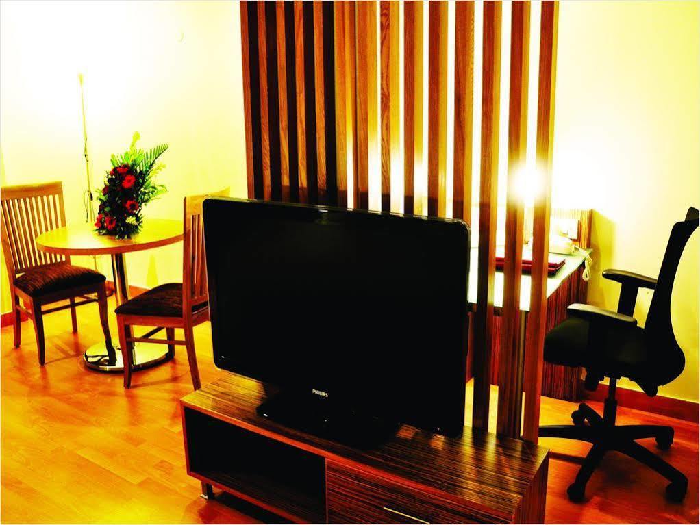 Treehouse Hotel Club & Spa Dharuhera Экстерьер фото
